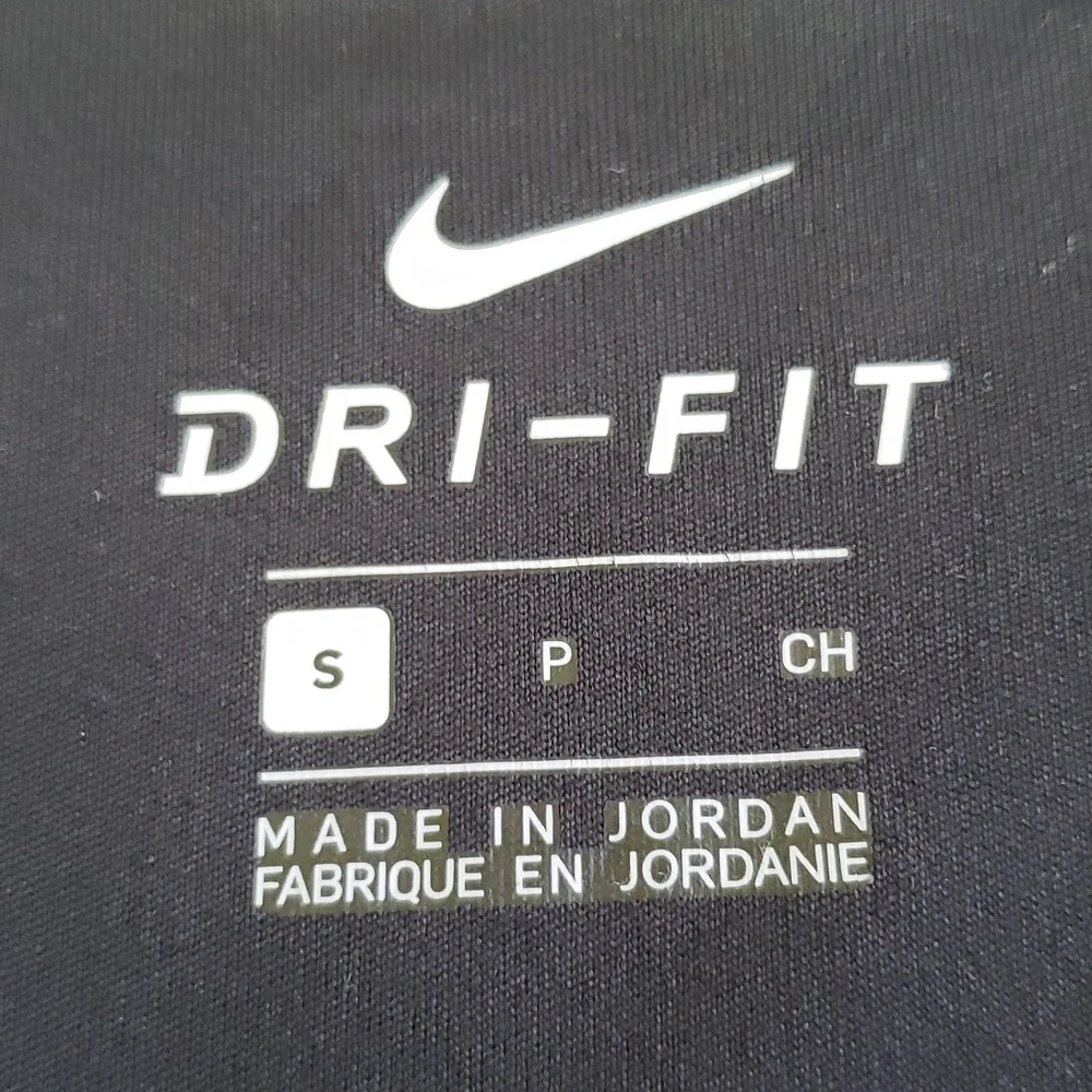 NIke Dri - Fit black tank top - Picture 3 of 13
